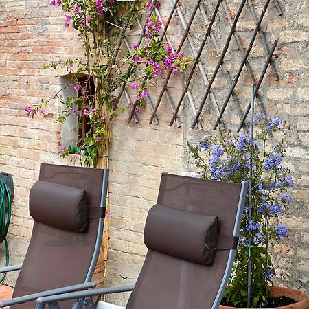 Apartament Le Viole San Gimignano Zewnętrze zdjęcie